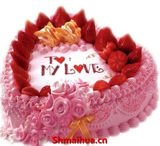 玫瑰恋情-8寸/2磅 心形水果鲜奶蛋糕，顶部粉色奶油玫瑰装饰+草莓点缀（水果是时令水果）
